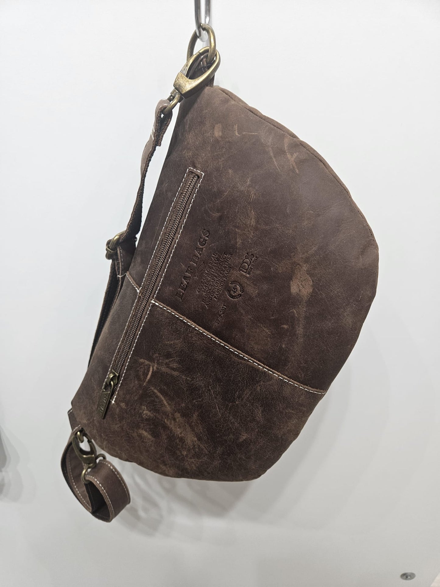 Marsupio donna in pelle Nabuk.