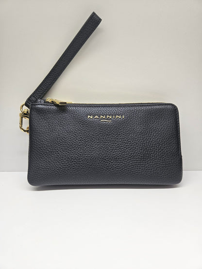 Portafoglio donna Nannini linea Wallis colore nero Portafoglio moderno e un design made in italy.