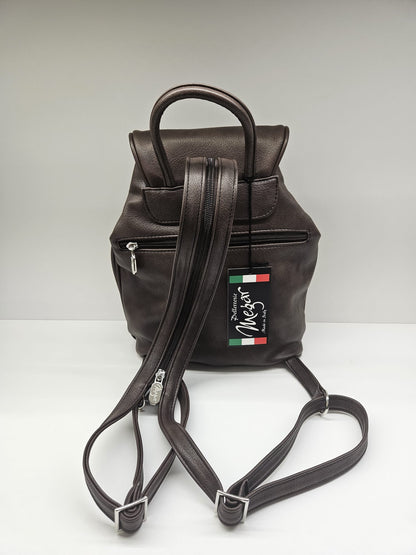 Zaino donna vegan per tutti i giorni, leggero e spazioso.