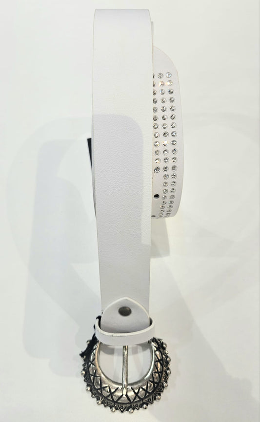 Cintura Bergè donna in pelle vitello cm 4 con fibbia lavorata e il finale della cintura rifinita in strass.