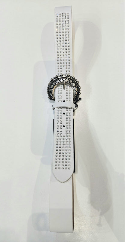 Cintura Bergè donna in pelle vitello cm 4 con fibbia lavorata e il finale della cintura rifinita in strass.