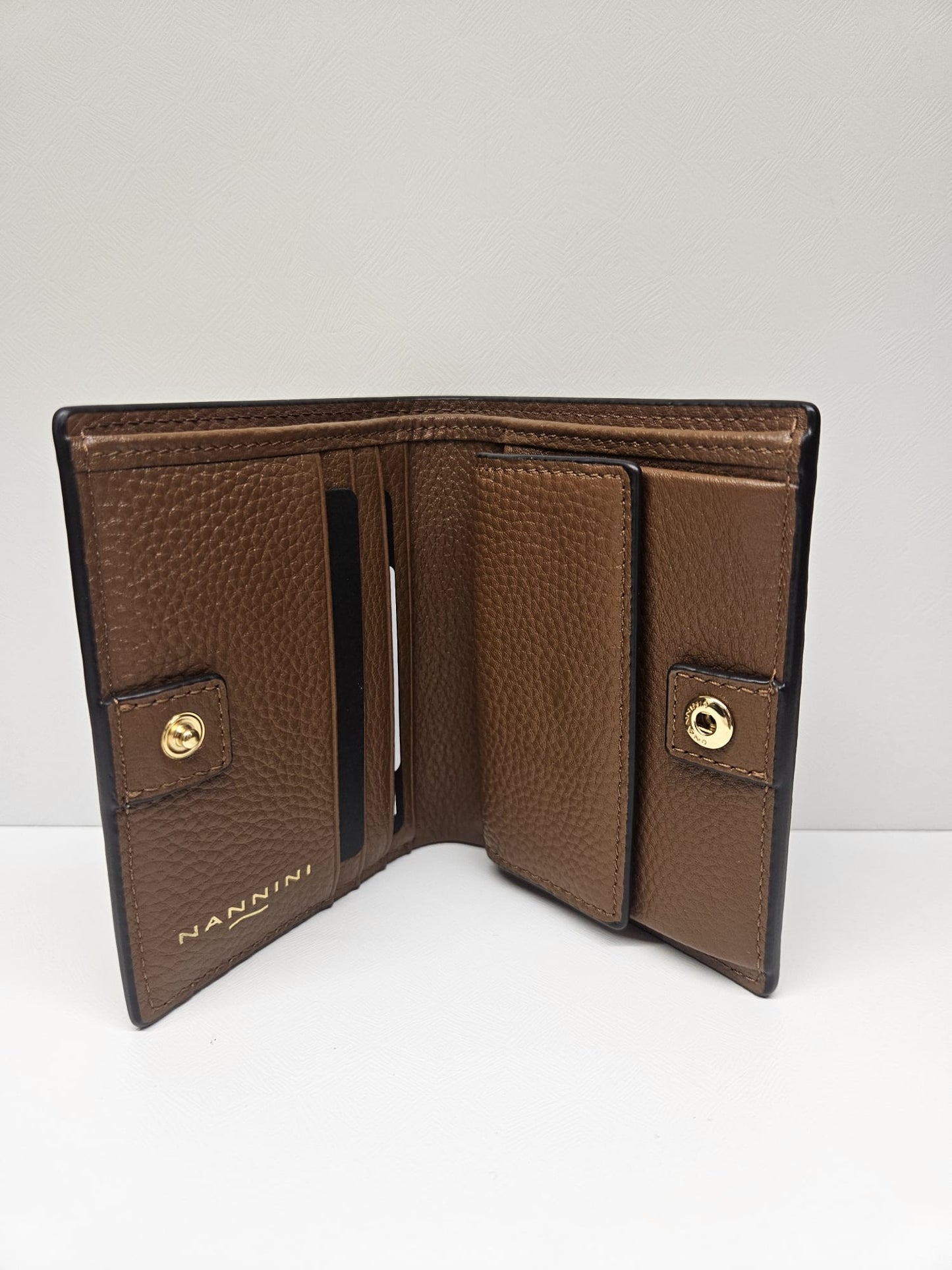 Portafoglio piccolo donna Nannini linea Wallis.