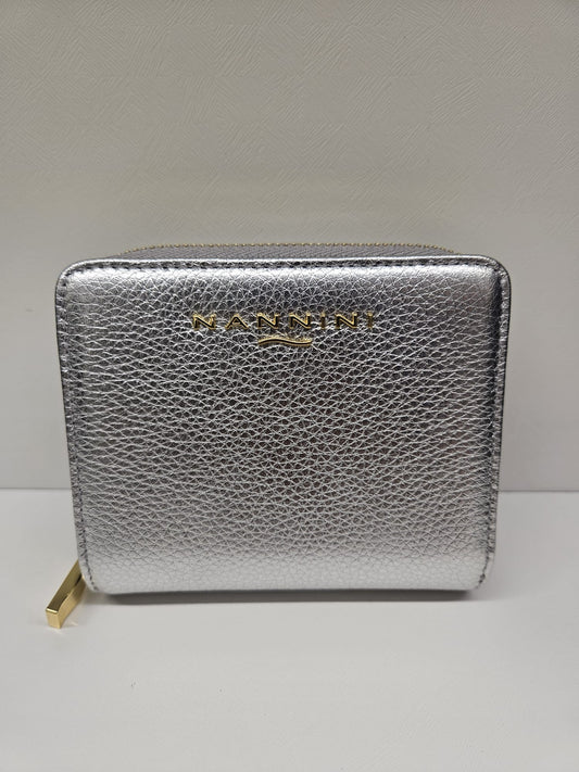Portafoglio donna Nannini linea Wallis colore argento.